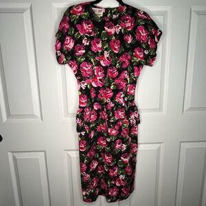 Vintage Silk Form Fitting Dress Floral Size 4